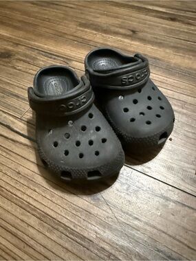CROCS Kids Black Classic Clog with Heel Strap
